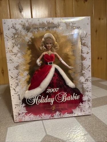 New box barbie 2007 holiday - new,