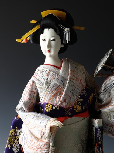Ancienne poupée japonaise