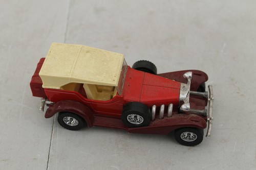 Majorette belle voiture - belle,
