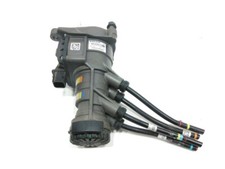 ROBINET DE FREIN A PIED VOLVO FH 540  / NE 3045