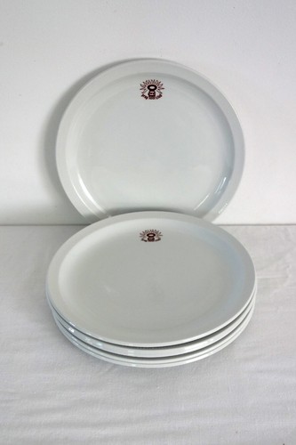 Assiettes porcelaine - 6,
