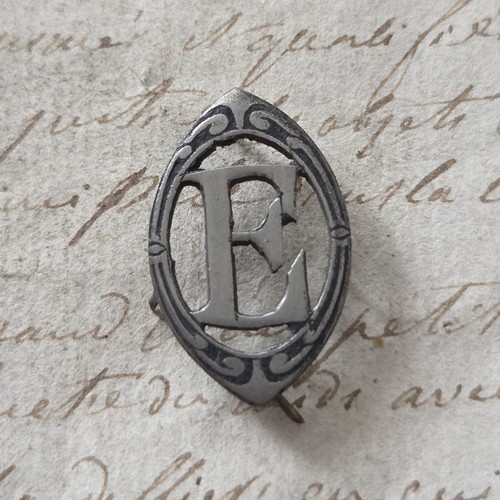 Monogramme lettre métal - monogramme, e