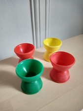 4 coquetiers vintage plastique