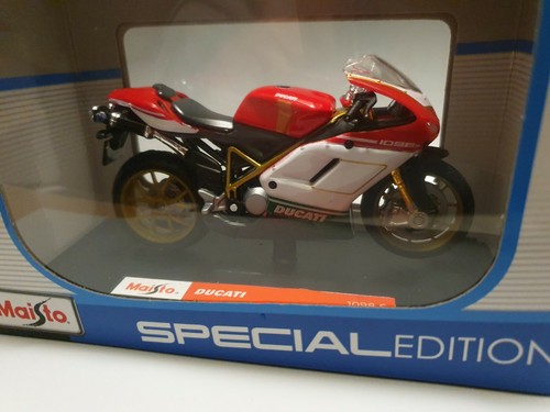 Moto ducati 1098s italia 18 - moto,