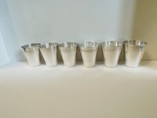 6 VERRES  A LIQUEUR EN METAL