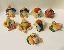 Lot de 9 figurines oies