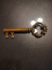 Tire BoUCHON Ancien Cle En Bronze