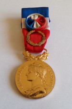MEDAILLE D'HONNEUR DU TRAVAIL