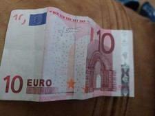 Billet de 10 euros BCE ECB EZB EKT EKP année 2002 en très bonne état 
