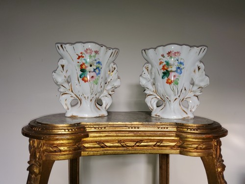 Jolie paire vases - de, eglise