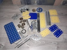 MECCANO lot de pièces et