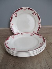 6 Assiettes plates  porcelaine