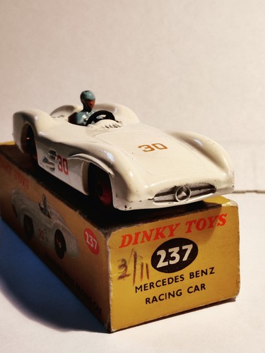 Dinky toys 237 mercedes - dinky, racing