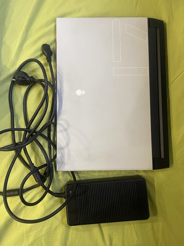 Alienware m17 - alienware, r4