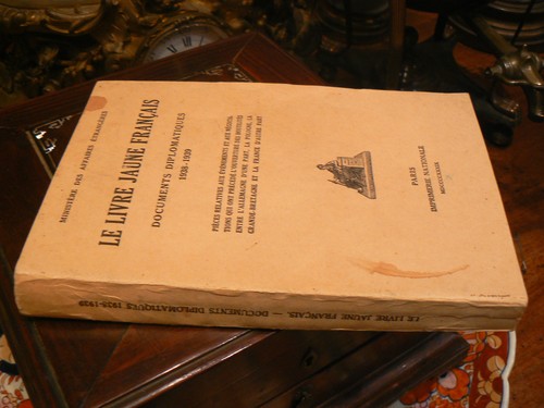 Livre 1939 jaune - livre,