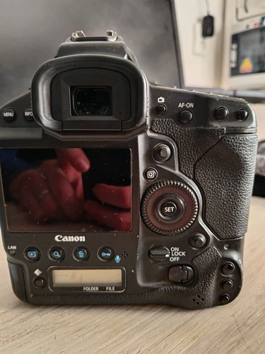 Appareil photo canon eos 1dx