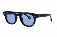 200€ Lunettes de soleil