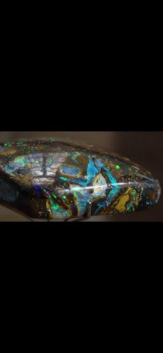 Boulder opale - boulder,