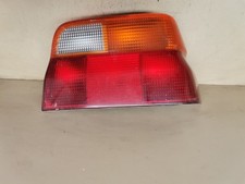 FEU ARRIERE DROIT PASSAGER  FORD ORION N° 222