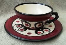 Tasse et sous-tasse en faïence de Saint-Jean de Bretagne Quimper 