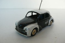 CIJ   RENAULT 4 CV  POLICE