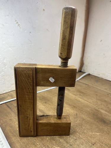 Serre joint outil ancien - serre-joint,