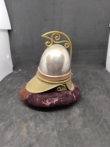 Encrier casque pompier 19eme - encrier,