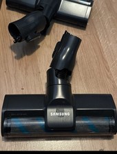 SAMSUNG SLIM LED BRUSH POUR