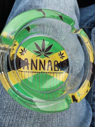 Cannabis ash tray pre - ash,