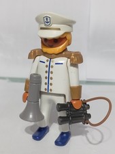 PLAYMOBIL FIGURINE CAPITAINE