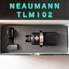 Microphone à condensateur Neumann TLM 102 BK utilisé pour l'étude vocale
