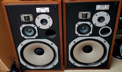 Two vintage pioneer hpm 100 - two,