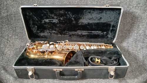 Bundy alto saxophone - bundy,
