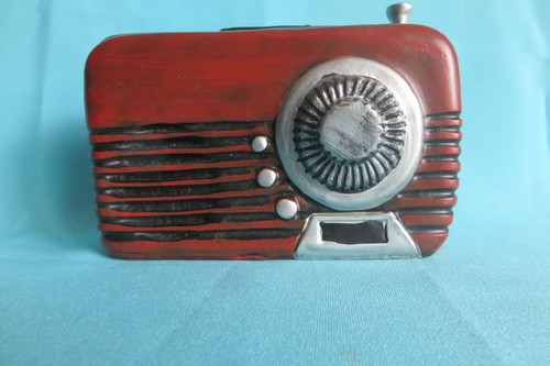 Ancienne tirelire forme - , poste