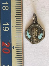 RELIGIOSA ANCIENNE PETITE