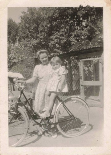 Ancienne photographie maman - ancienne,