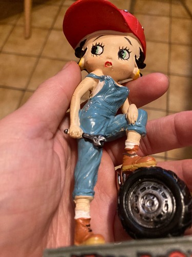 Figurine betty boop garagiste - figurine,