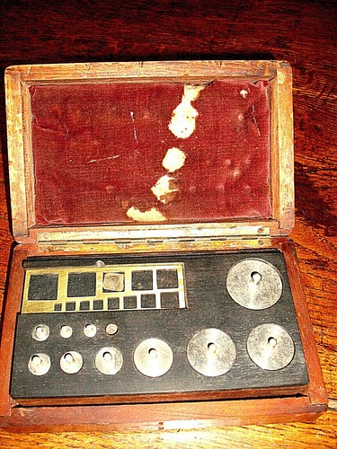 Ancienne boite poids de - boite,