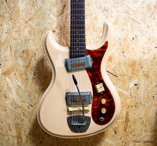 Guitare électrique vintage