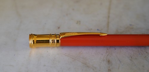 Tres beau stylo porte - tres,
