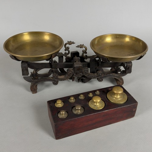 Ancienne balance roberval - balance, en