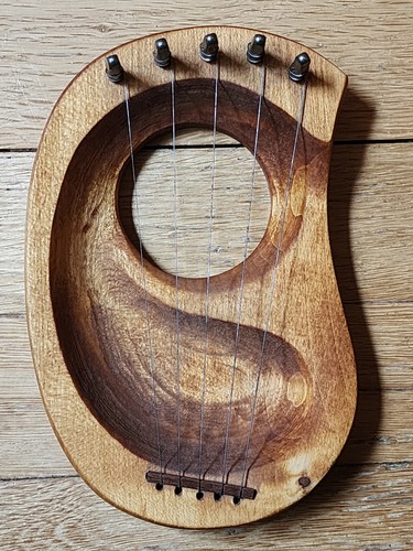 Auris pentatonic children - auris,