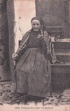Carte postale ancienne LANDES scènes vieille LANDAISE FILEUSE quenouille timbrée