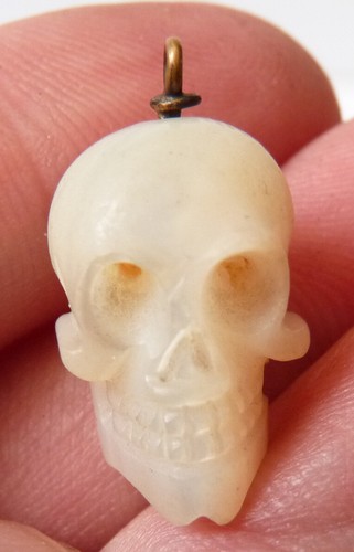 Pendentif crane memento mori - pendentif,