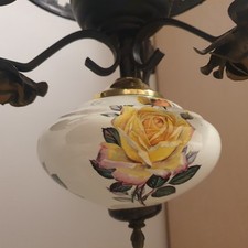 Ancien Lustre Fer Forgé Et Porcelaine Roses Jaune