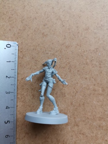 Zombie walker miniature - zombie,