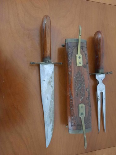 Couteau fourche de - et,