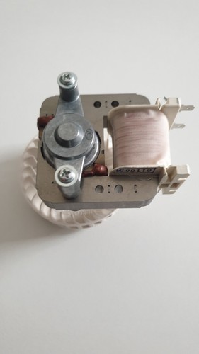 Moteur ventilateur pour four