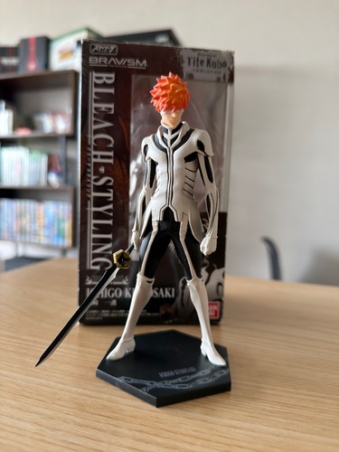 Bleach ichigo figurine - bleach,