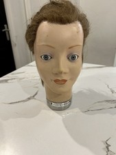 Ancienne Tête A Coiffer, Postiches,  Yeux En Verre. J Leclabart, Hirson, Aisne.